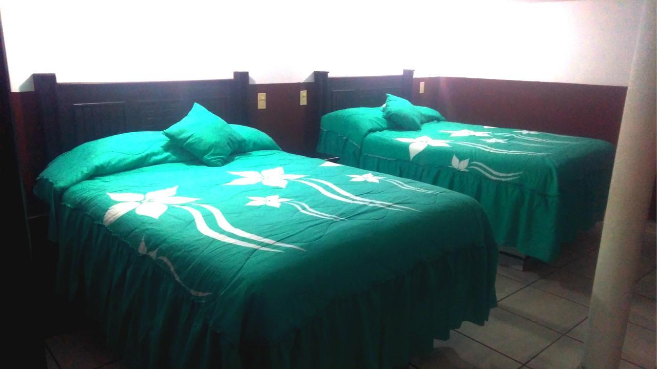טמאסופו Hotel Falcon מראה חיצוני תמונה