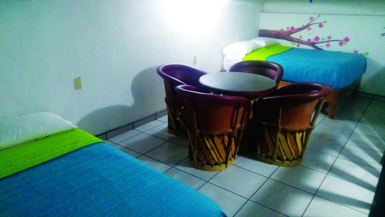 טמאסופו Hotel Falcon מראה חיצוני תמונה
